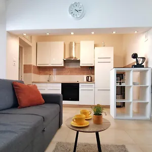 Honeycomb - Free Parking , Split Croatia
